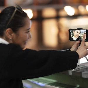 Como gravar vídeos para campanha interna: guia prático com roteiros prontos 