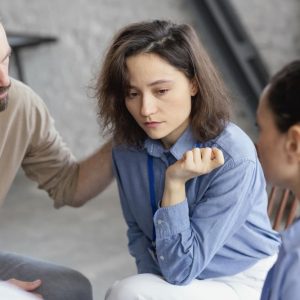 Assédio moral e riscos psicossociais: como NR-1 e Lei 14.457/22 se conectam na prática