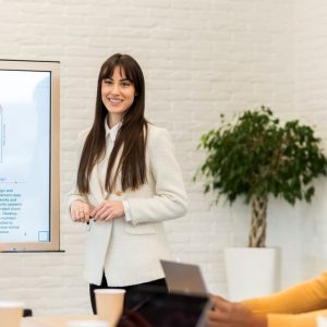 Retorno sobre investimento em qualidade: como calcular e apresentar à diretoria